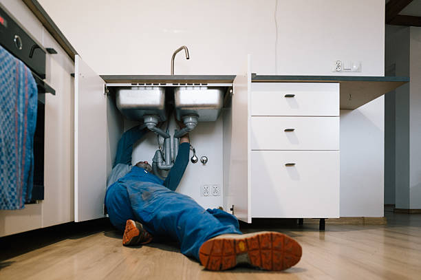 Professional Leak Detection technician working in Yacolt, WA